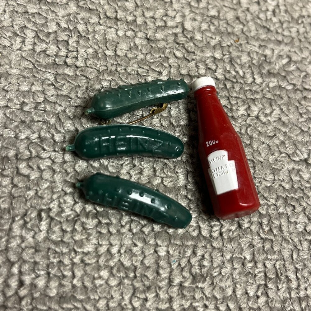 Heinz Pickle Pin Lot 3 Total And Heinz Ketchup Bottle Pin Pittsburgh Steelers